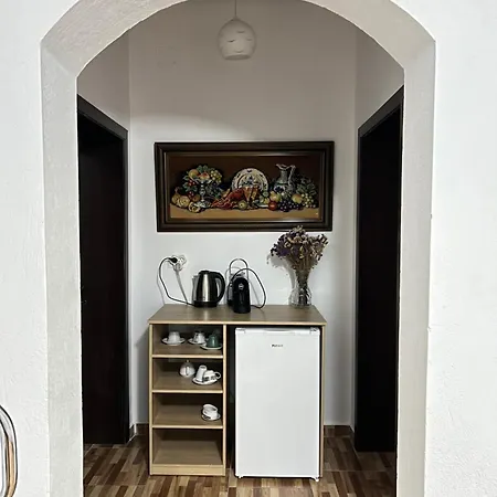 E&s Comfort Apartments-guestroom *