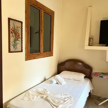 E&s Comfort Apartments-guestroom *