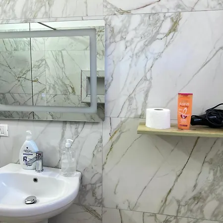 E&s Comfort Apartments-guestroom 培拉特