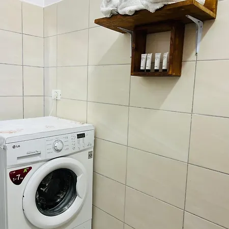 Apartman Es *