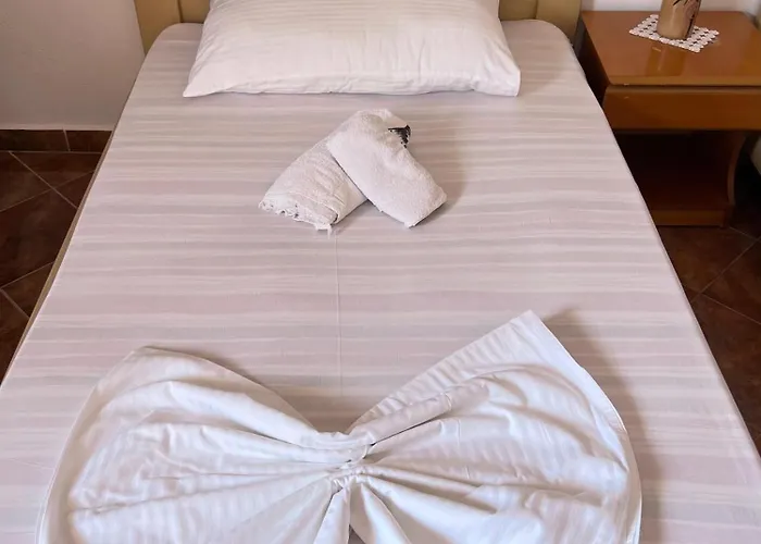 E&s Comfort Apartments-guestroom Appartamento *