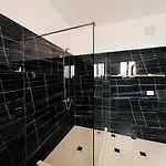 Es Appartement *